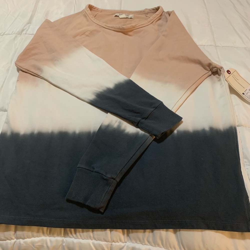 Women’s Adam Levine sweater multicolored